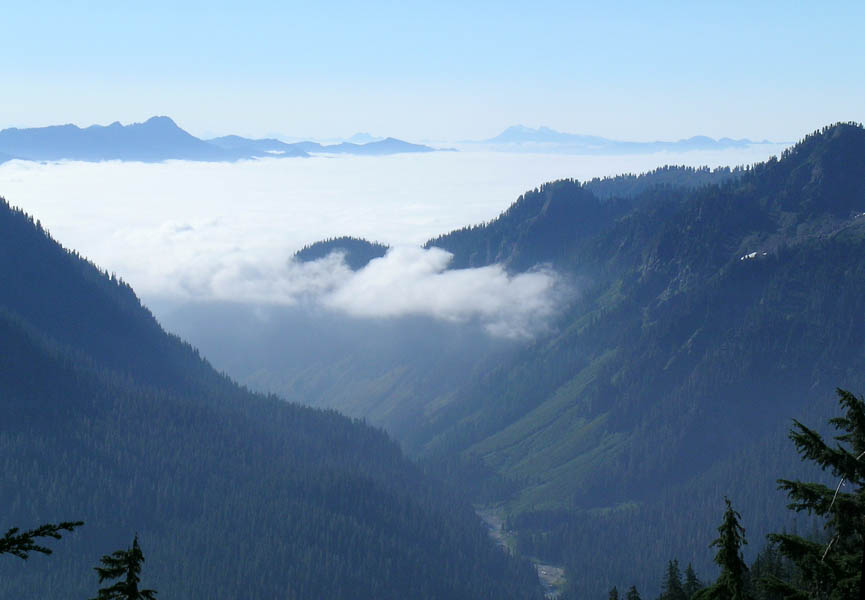 Clouds over Baker Lake from Chain Lakes trail 9/14/2007