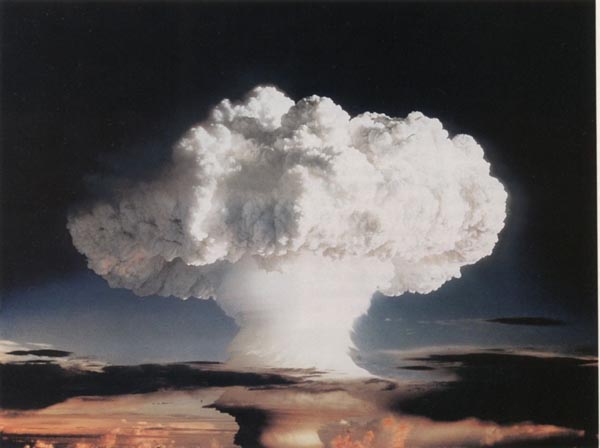 USA's Ivy Mike 10 Megaton thermonuclear detonation, Enewetak Atoll, 1 November 1952